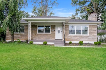 4922 DETERMINE LN LOUISVILLE, KY 40216